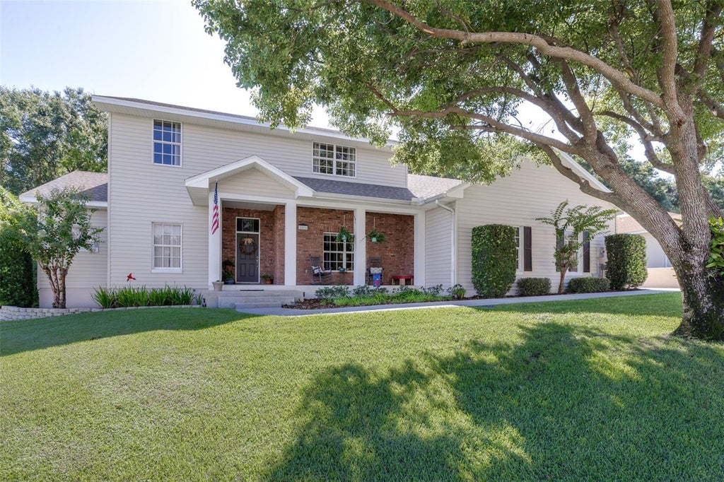 Photo of 1016 S Lake Mariam Drive, Winter Haven, FL 33884 (MLS # P4939728)