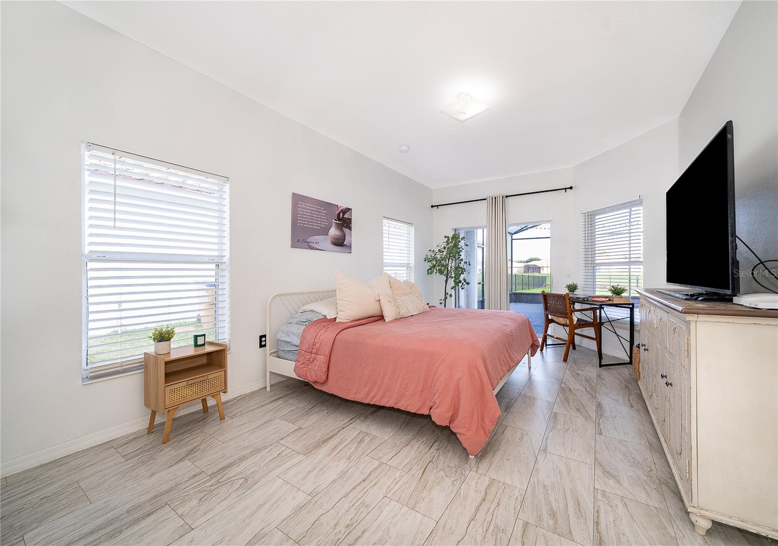 BELLALAGO PH 3M - Residential