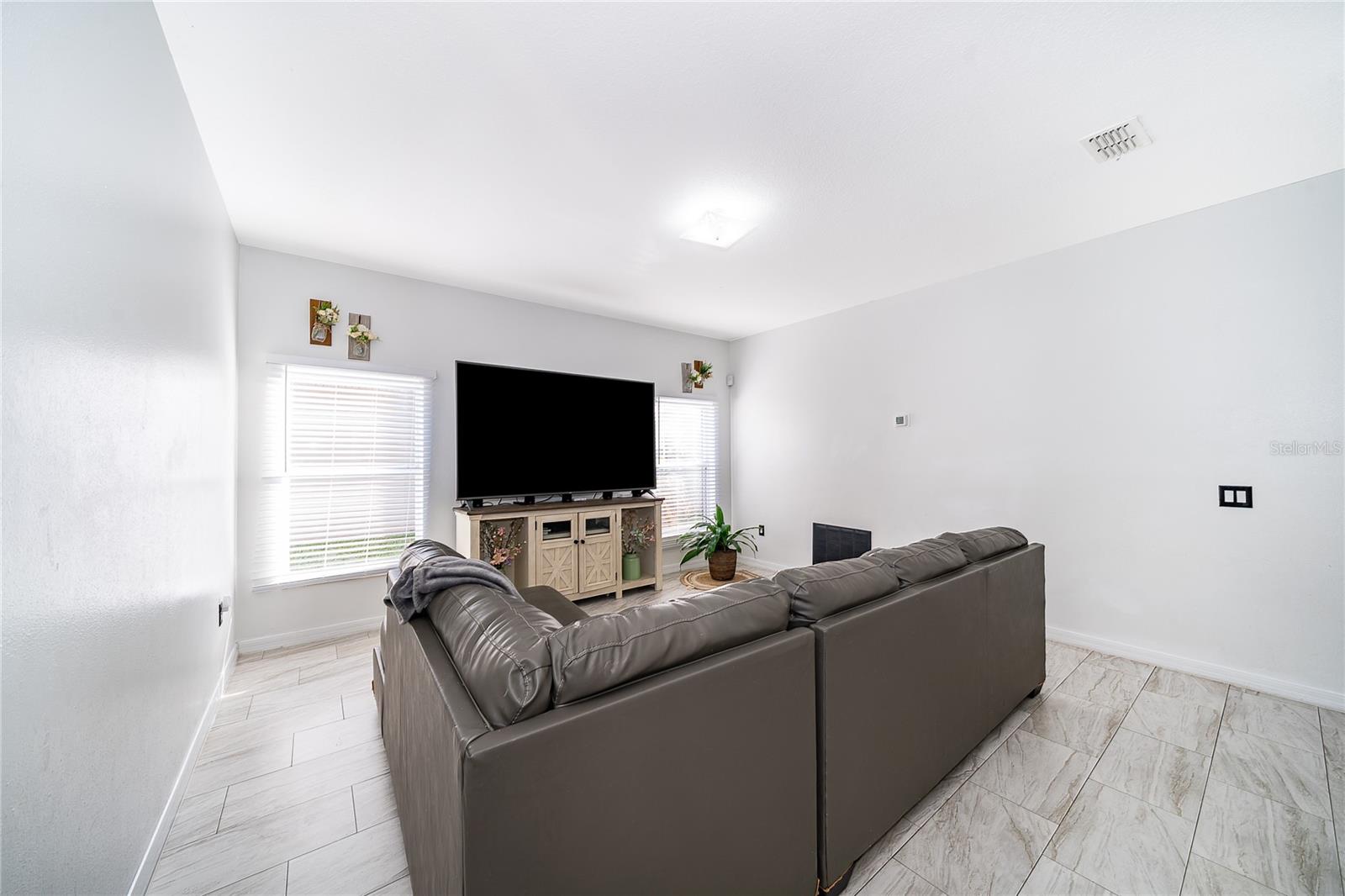 BELLALAGO PH 3M - Residential