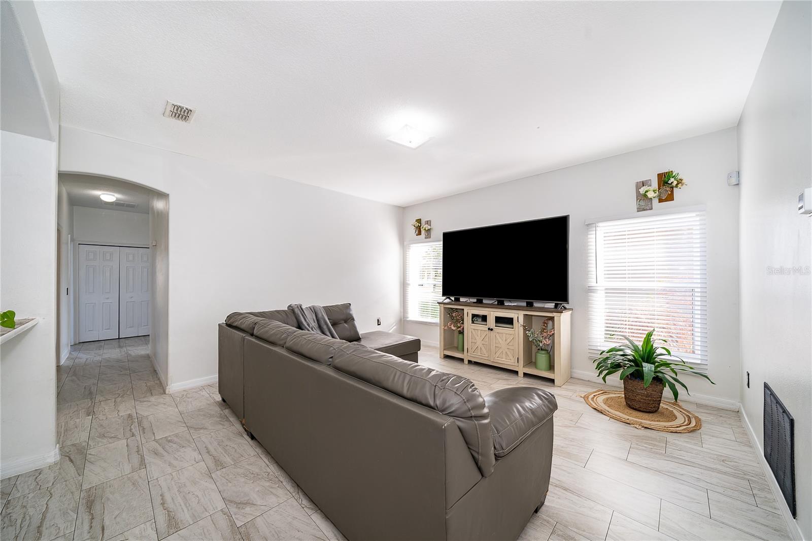 BELLALAGO PH 3M - Residential