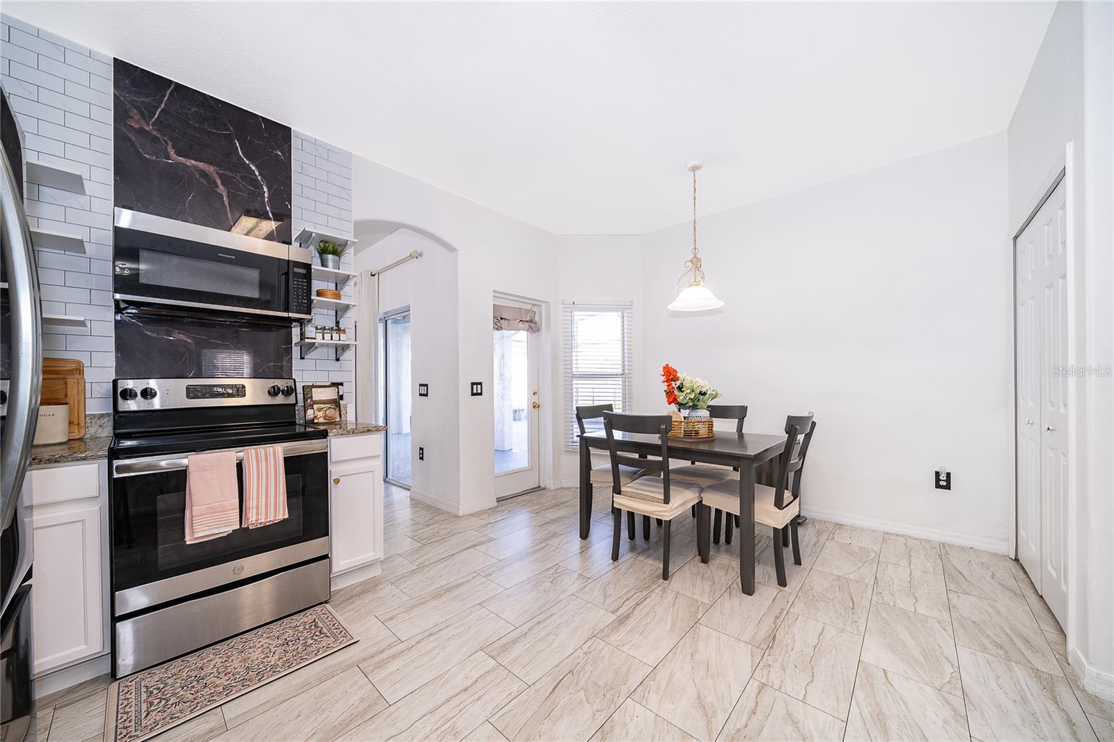 BELLALAGO PH 3M - Residential