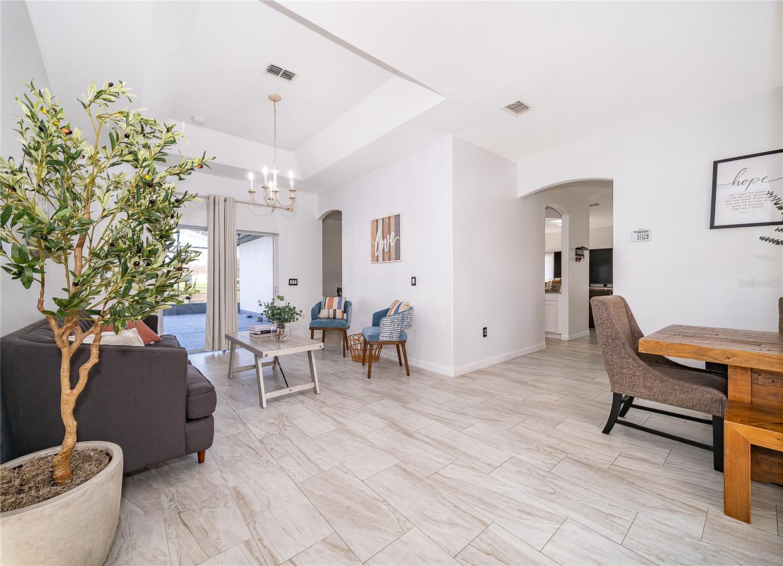 BELLALAGO PH 3M - Residential