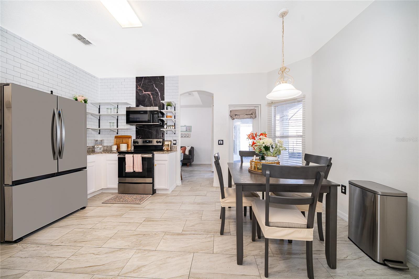 BELLALAGO PH 3M - Residential