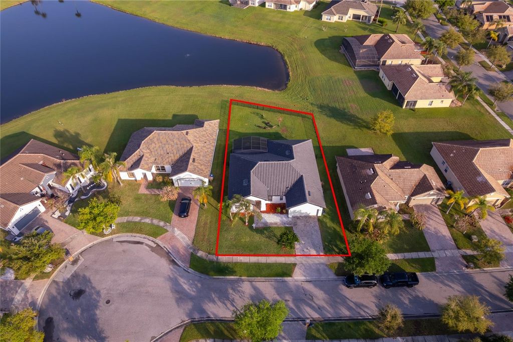 Photo of 2951 Westview Court, Kissimmee, FL 34746 (MLS # S5146622)