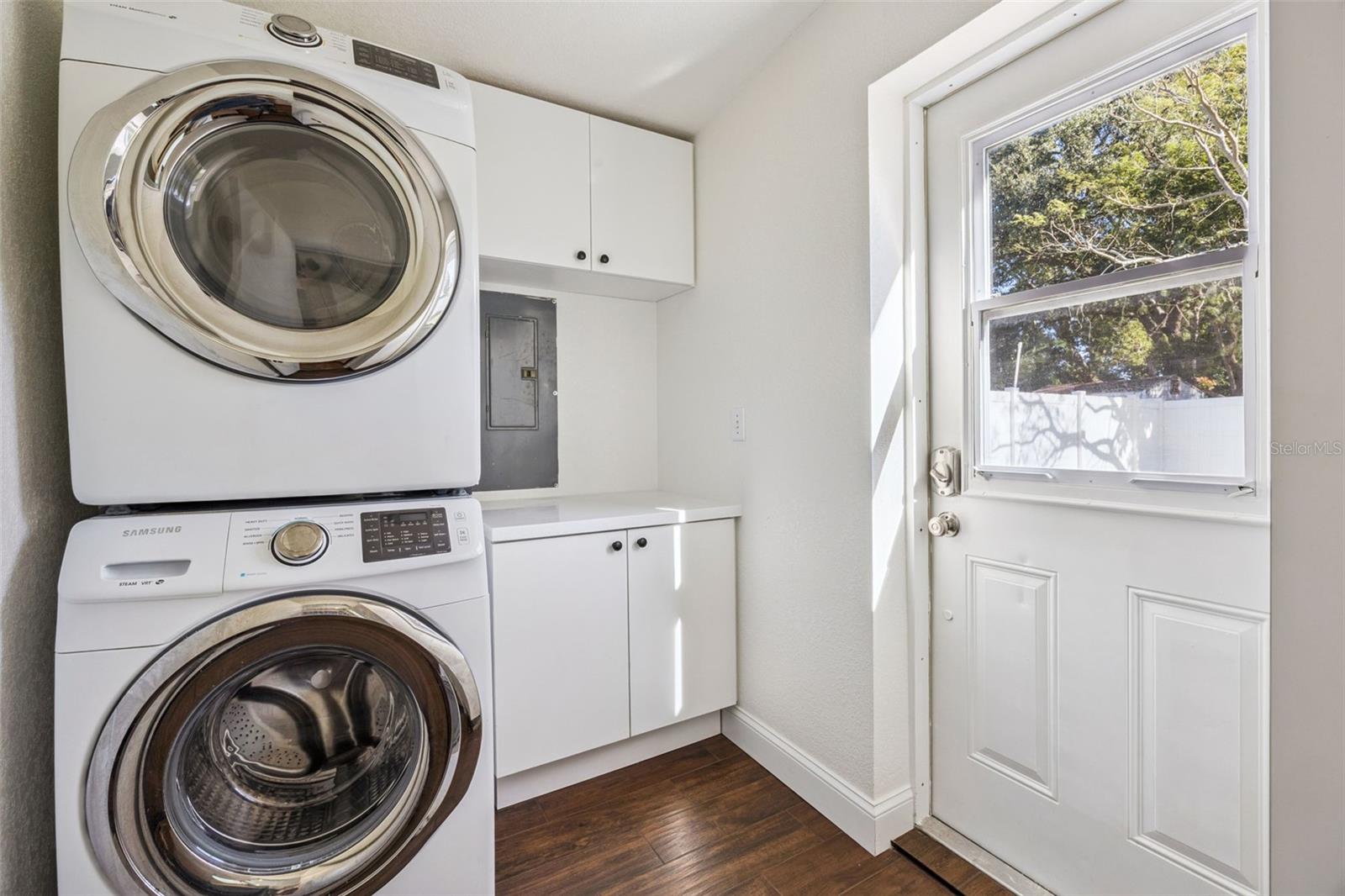 NELA ISLE - Residential