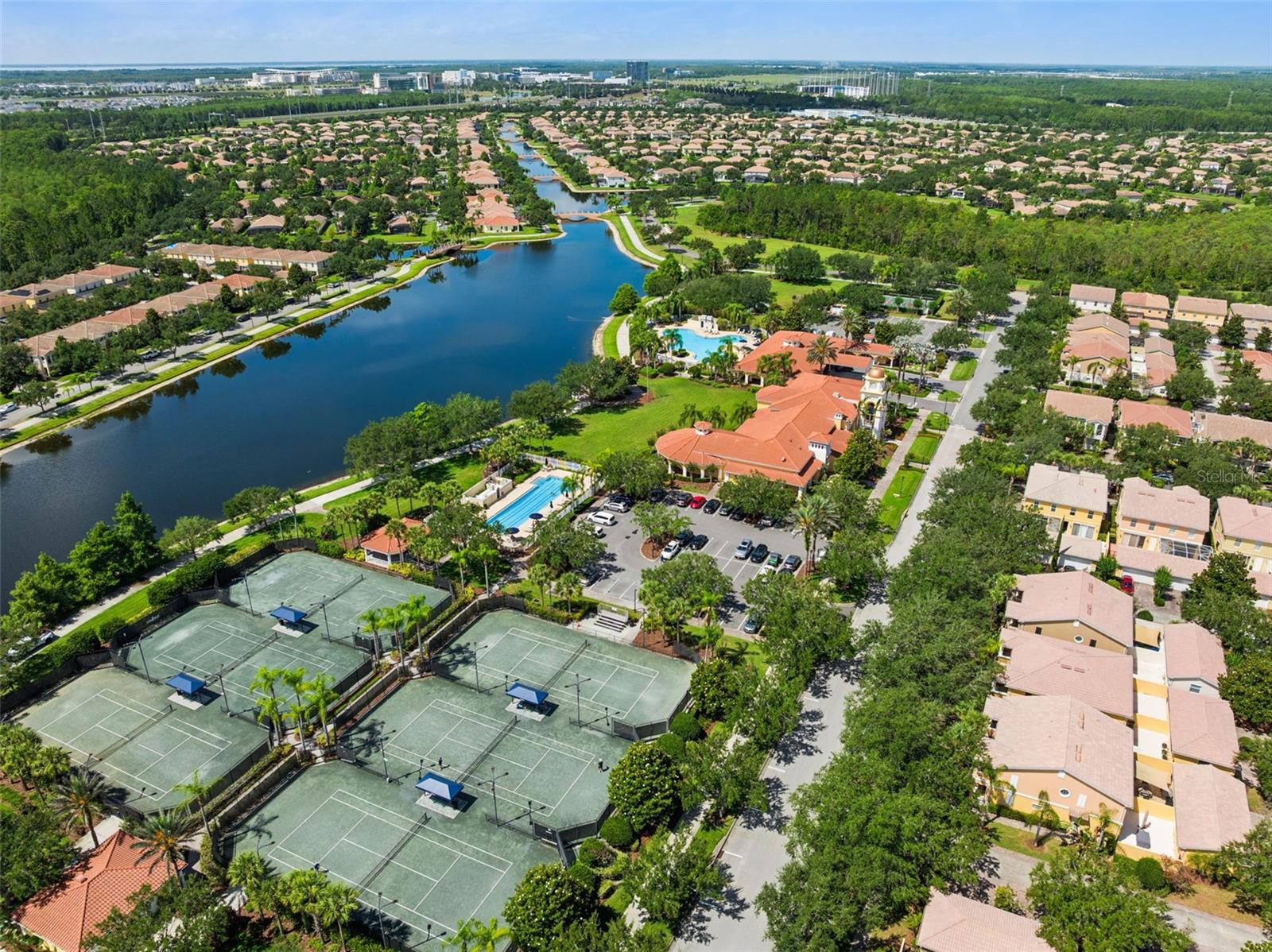 VILLAGEWALK AT LAKE NONA - Residential