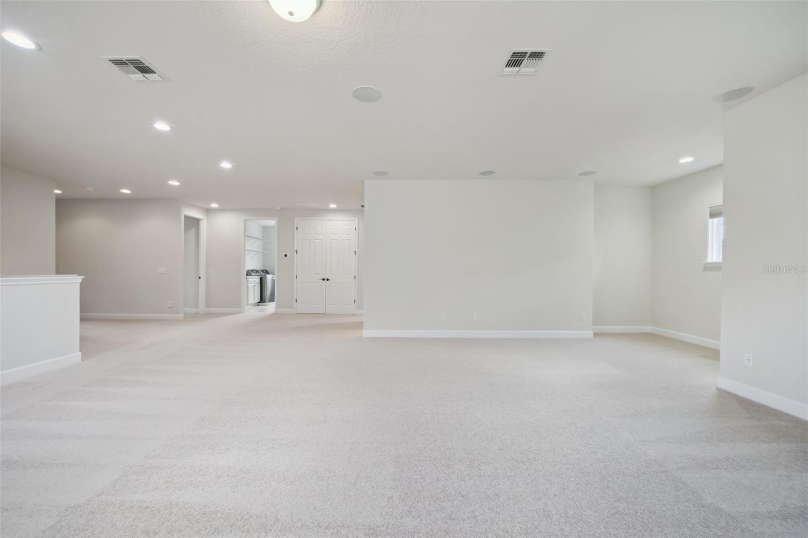 VILLAGEWALK AT LAKE NONA - Residential