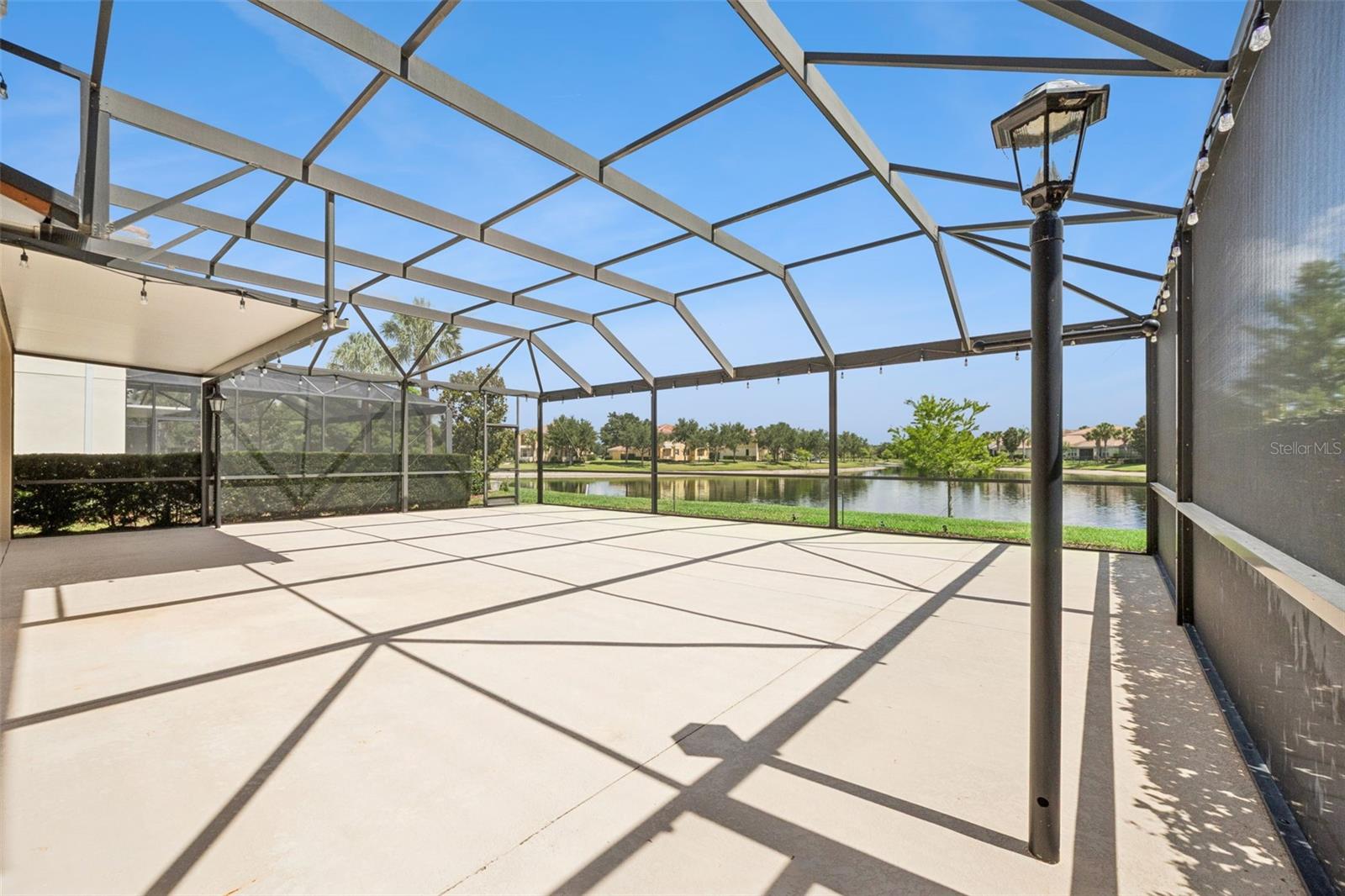 VILLAGEWALK AT LAKE NONA - Residential