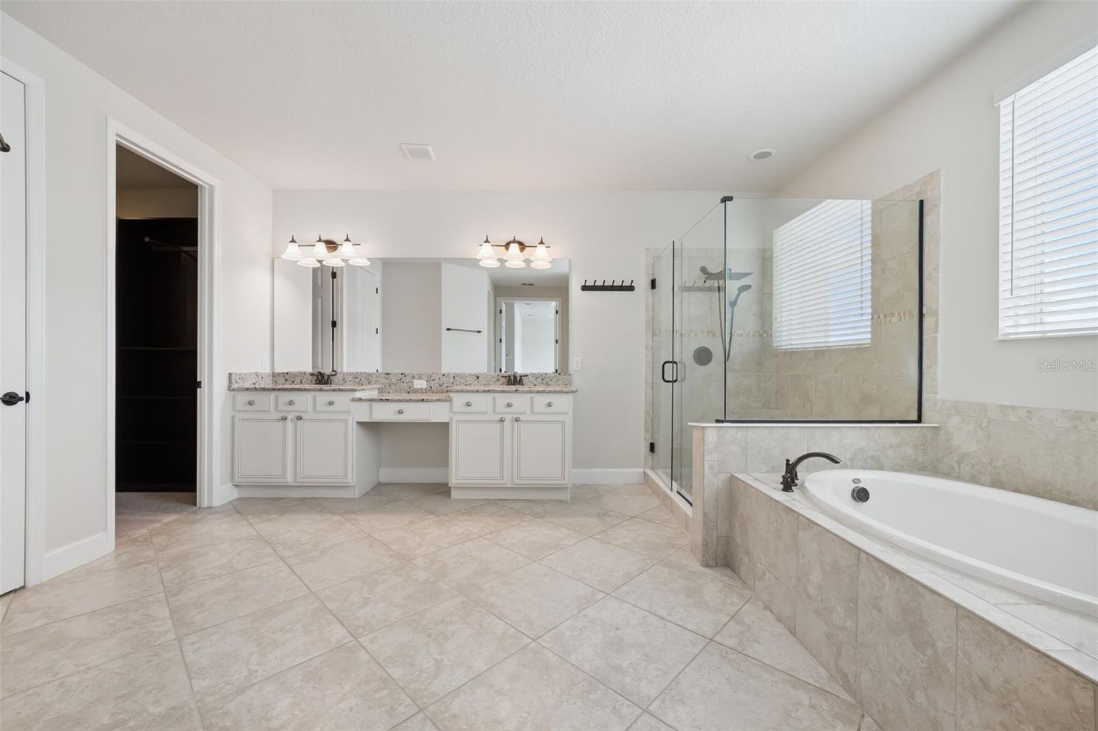 VILLAGEWALK AT LAKE NONA - Residential