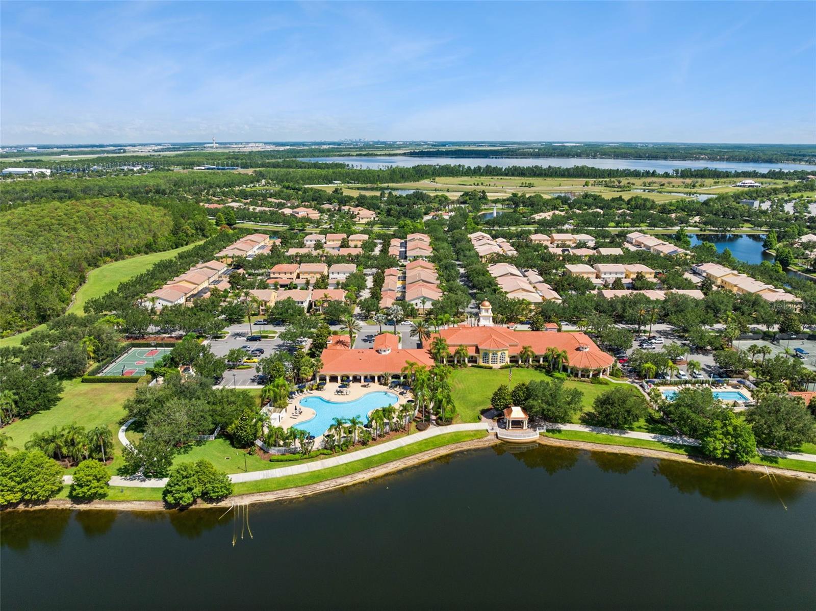VILLAGEWALK AT LAKE NONA - Residential