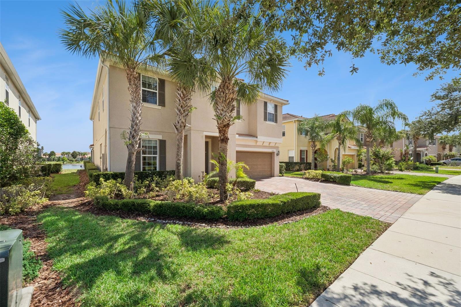 VILLAGEWALK AT LAKE NONA - Residential