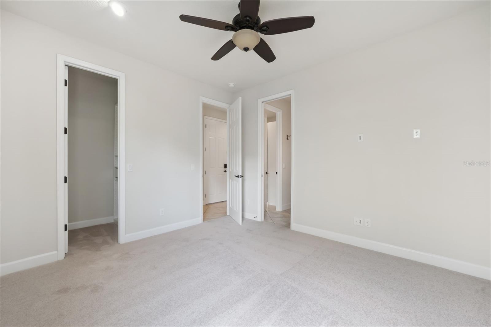 VILLAGEWALK AT LAKE NONA - Residential
