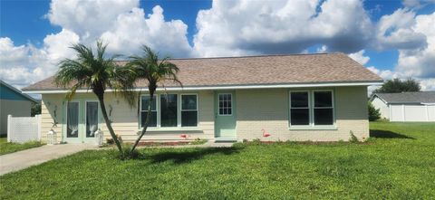 A home in PORT CHARLOTTE