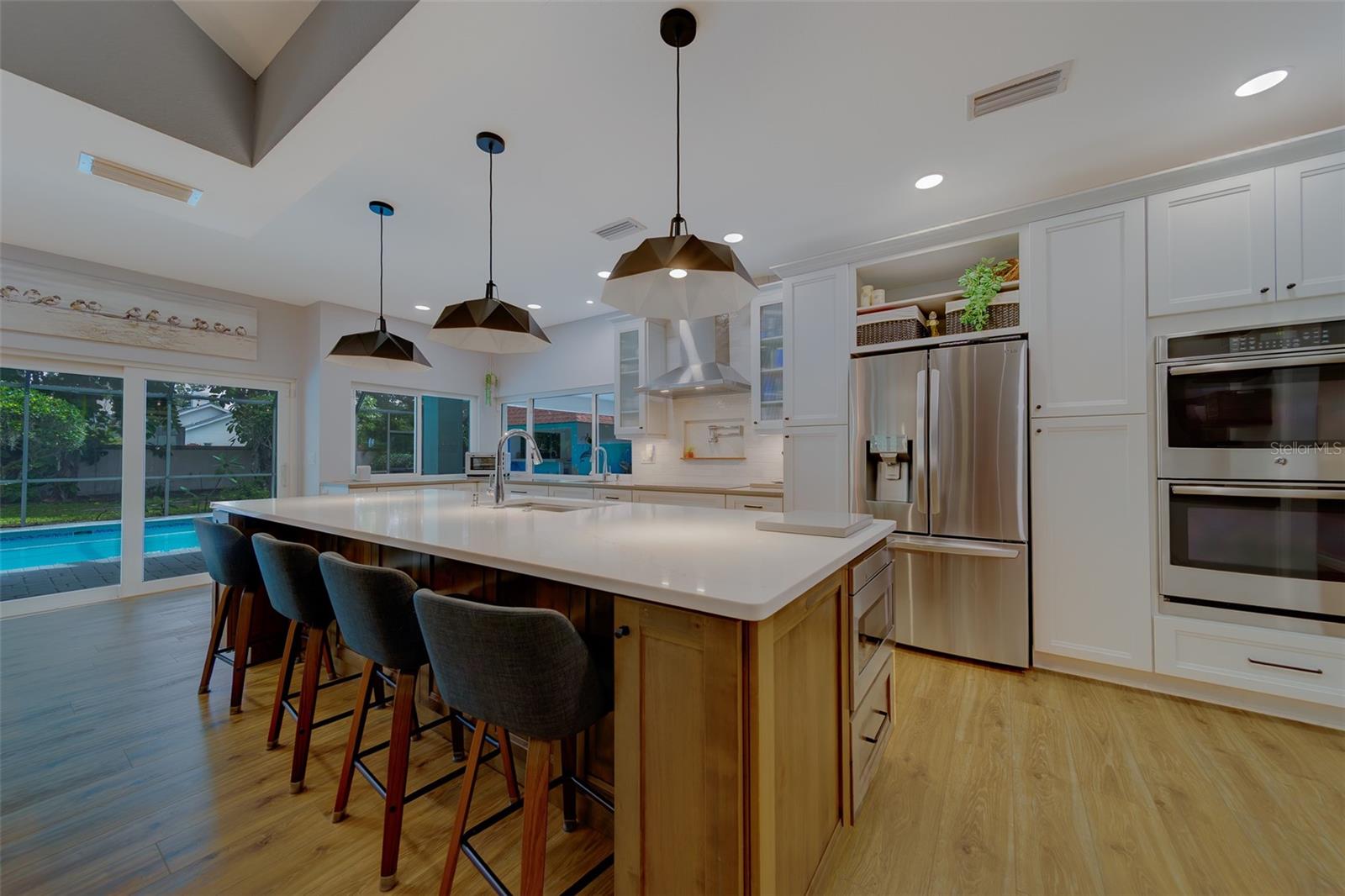 BARRINGTON OAKS WEST - Residential