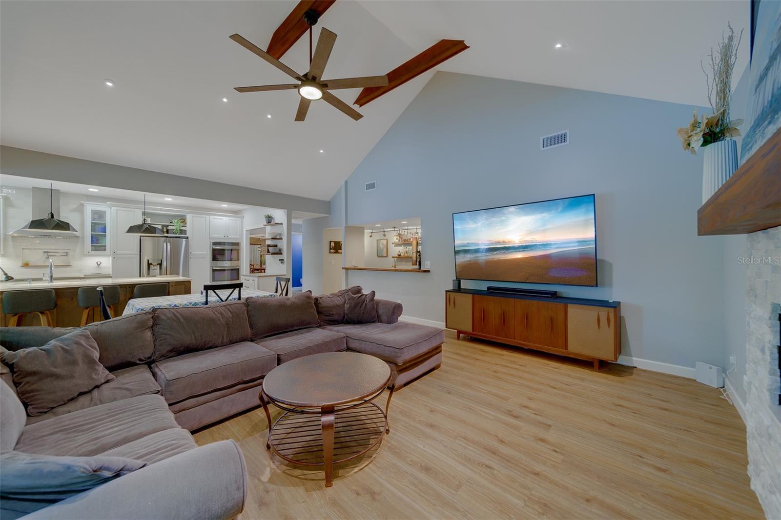 BARRINGTON OAKS WEST - Residential