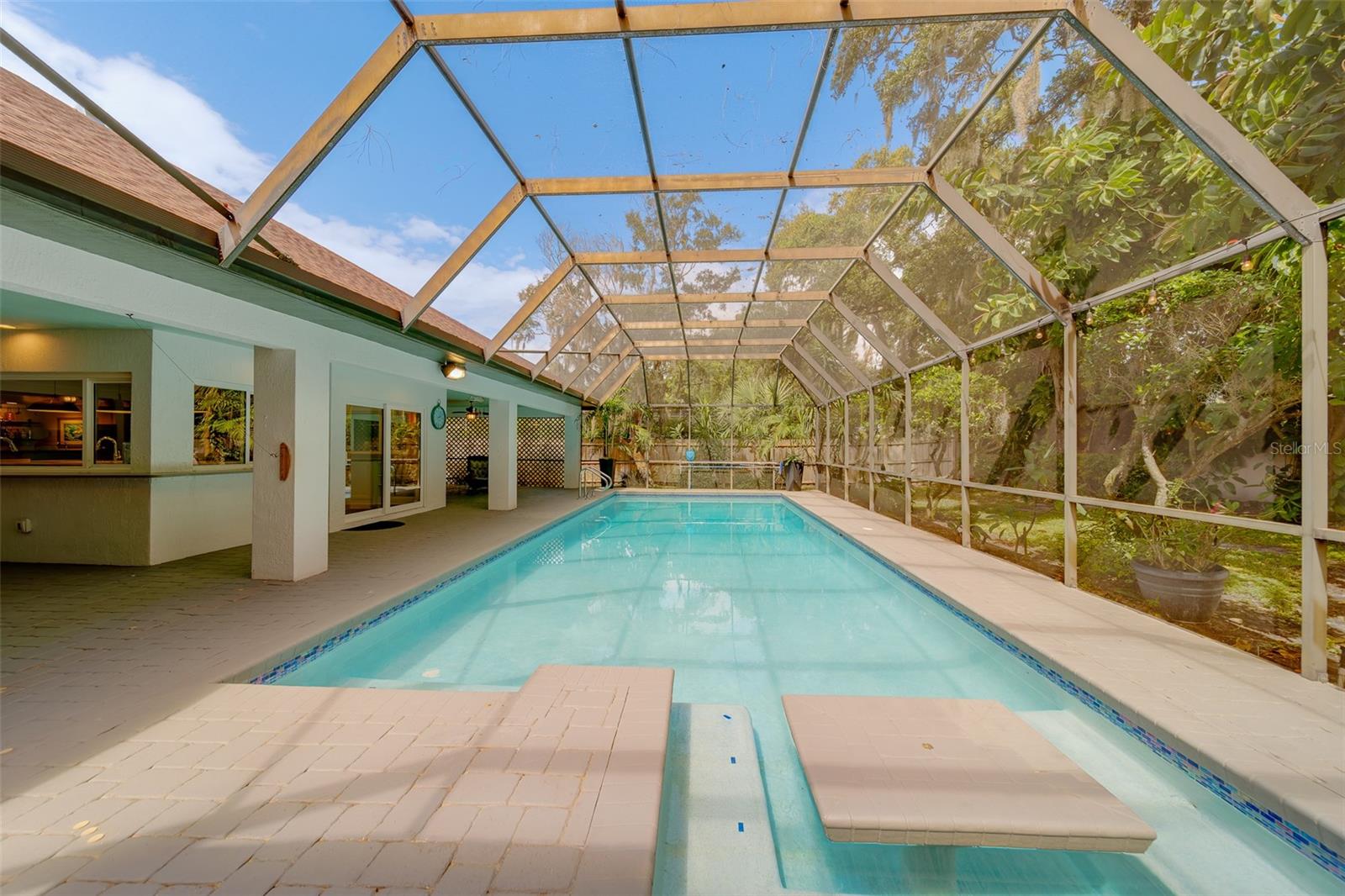 BARRINGTON OAKS WEST - Residential