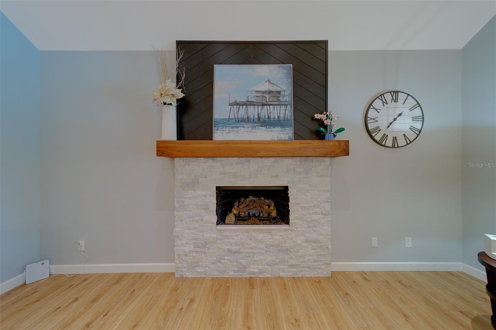 BARRINGTON OAKS WEST - Residential