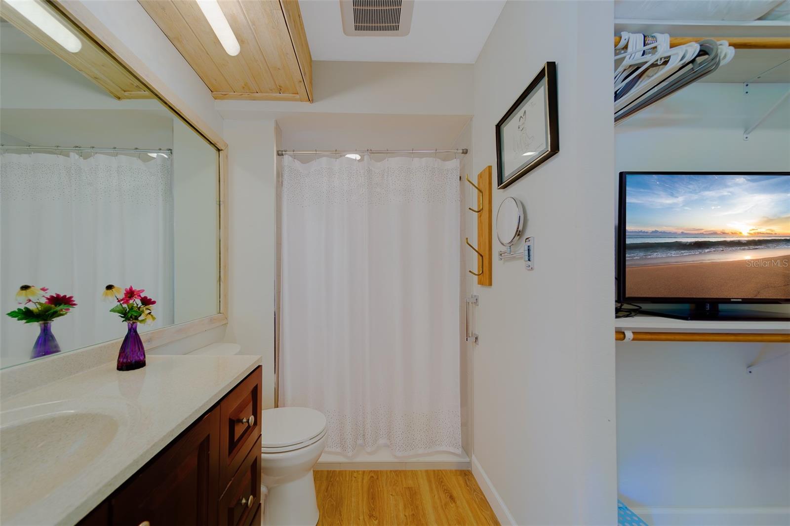BARRINGTON OAKS WEST - Residential