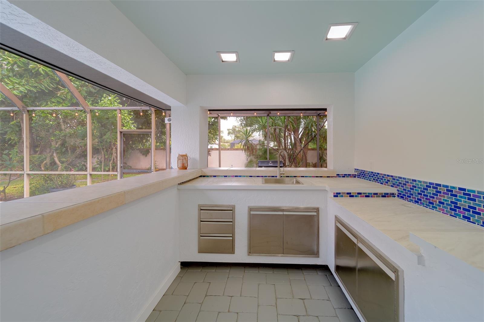 BARRINGTON OAKS WEST - Residential