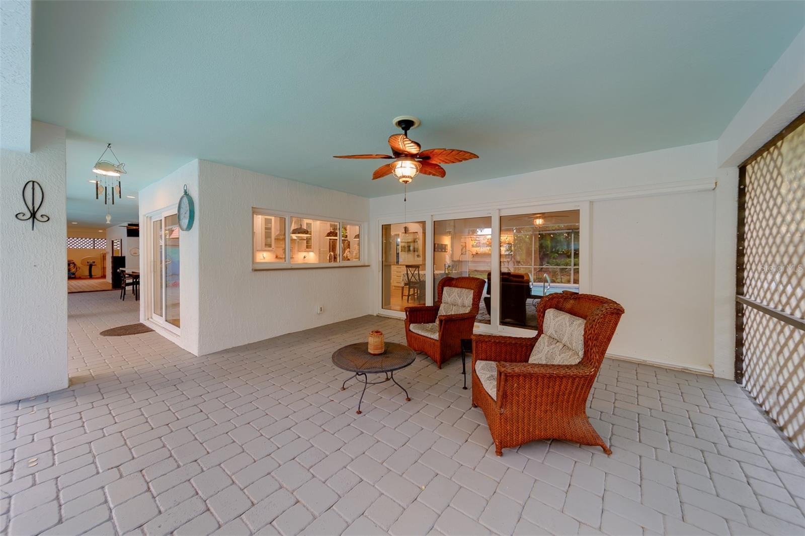 BARRINGTON OAKS WEST - Residential
