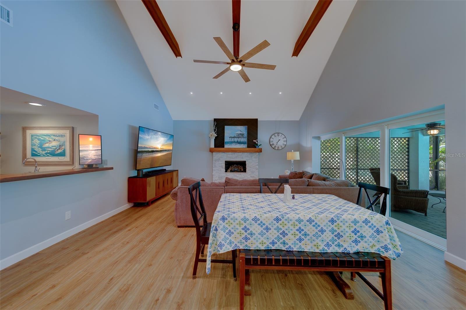 BARRINGTON OAKS WEST - Residential