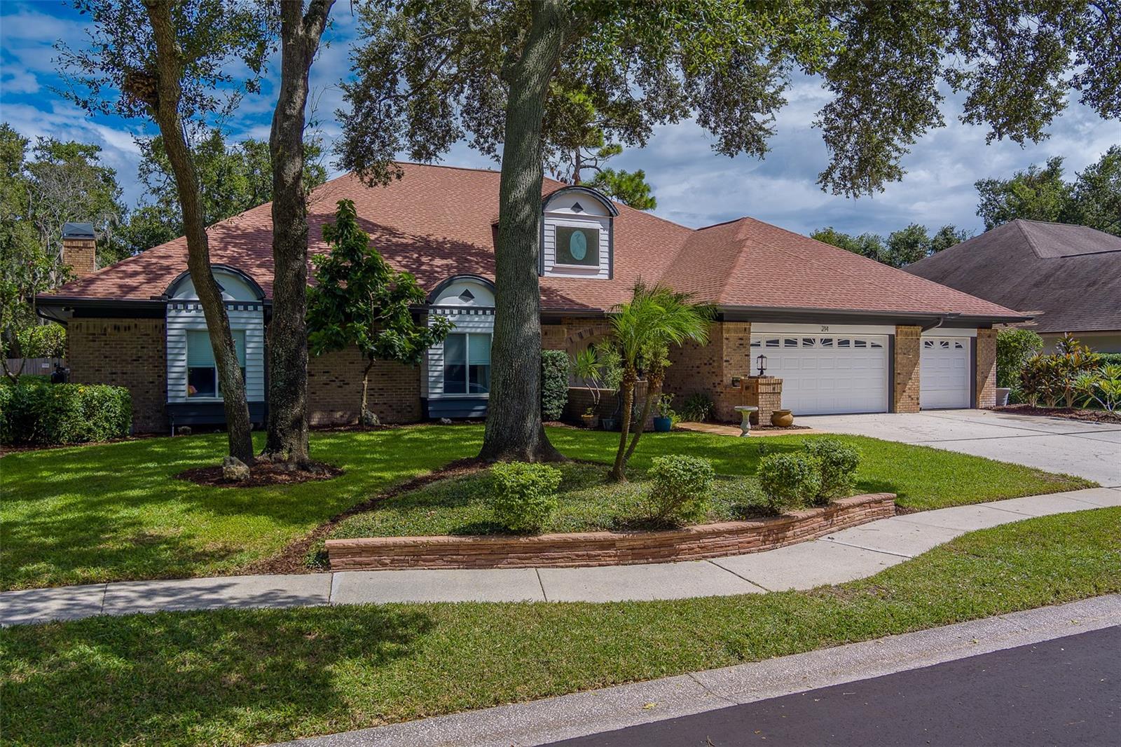 BARRINGTON OAKS WEST - Residential