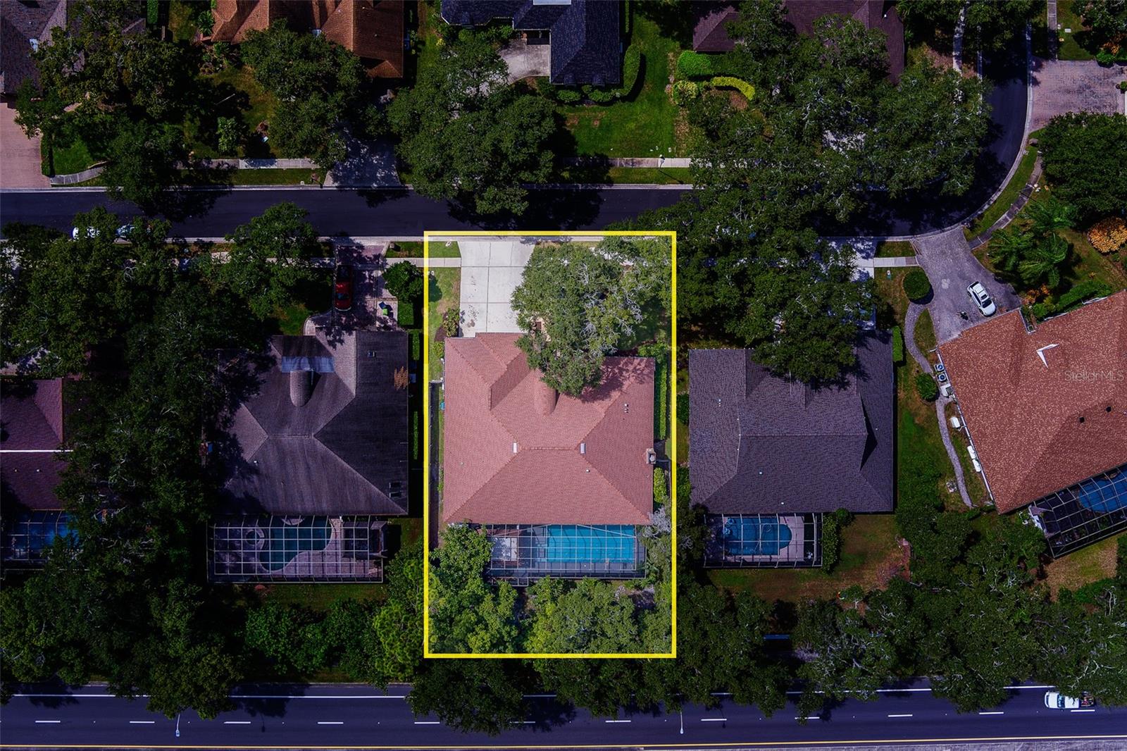 BARRINGTON OAKS WEST - Residential