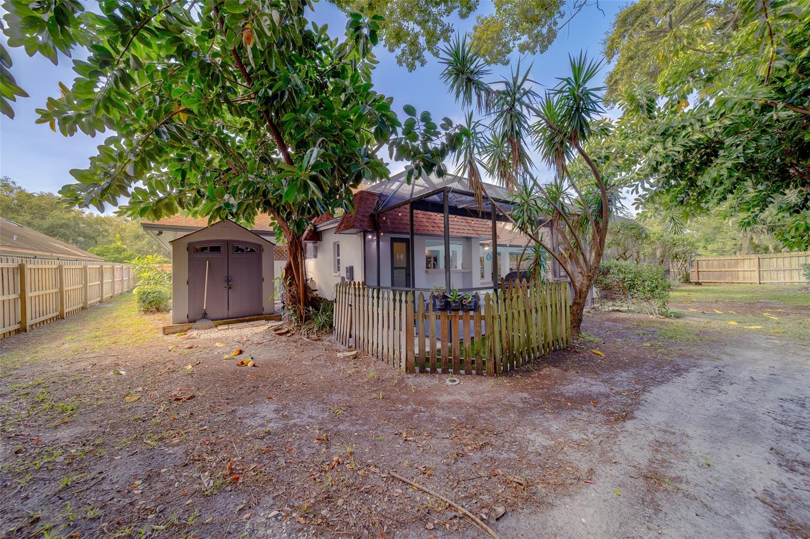 BARRINGTON OAKS WEST - Residential