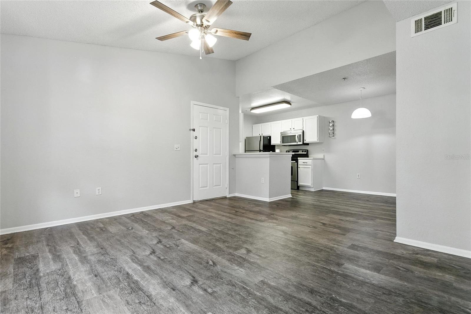 IMAGES CONDO - Residential Lease