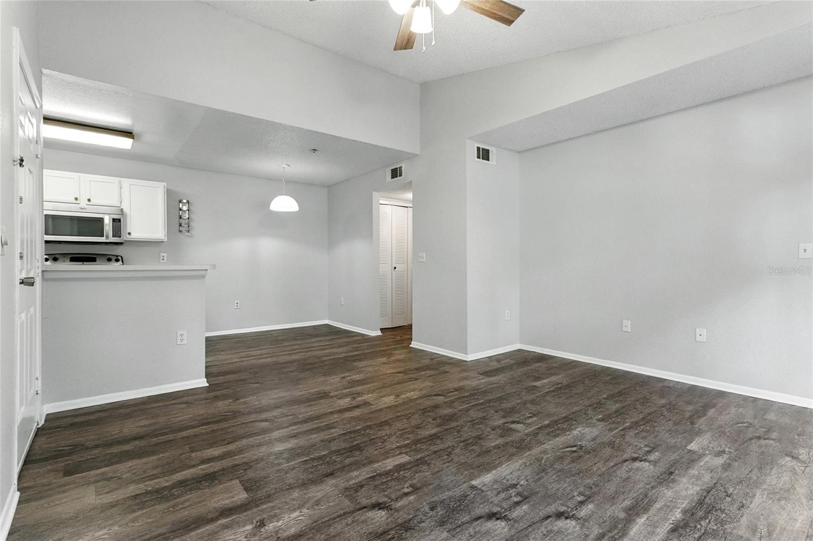 IMAGES CONDO - Residential Lease