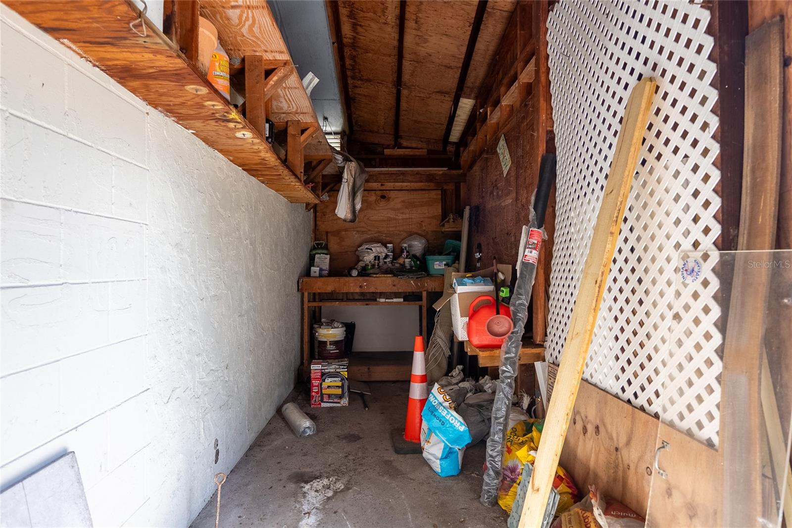 RIDGEWOOD ESTATES 14TH ADD - Residential