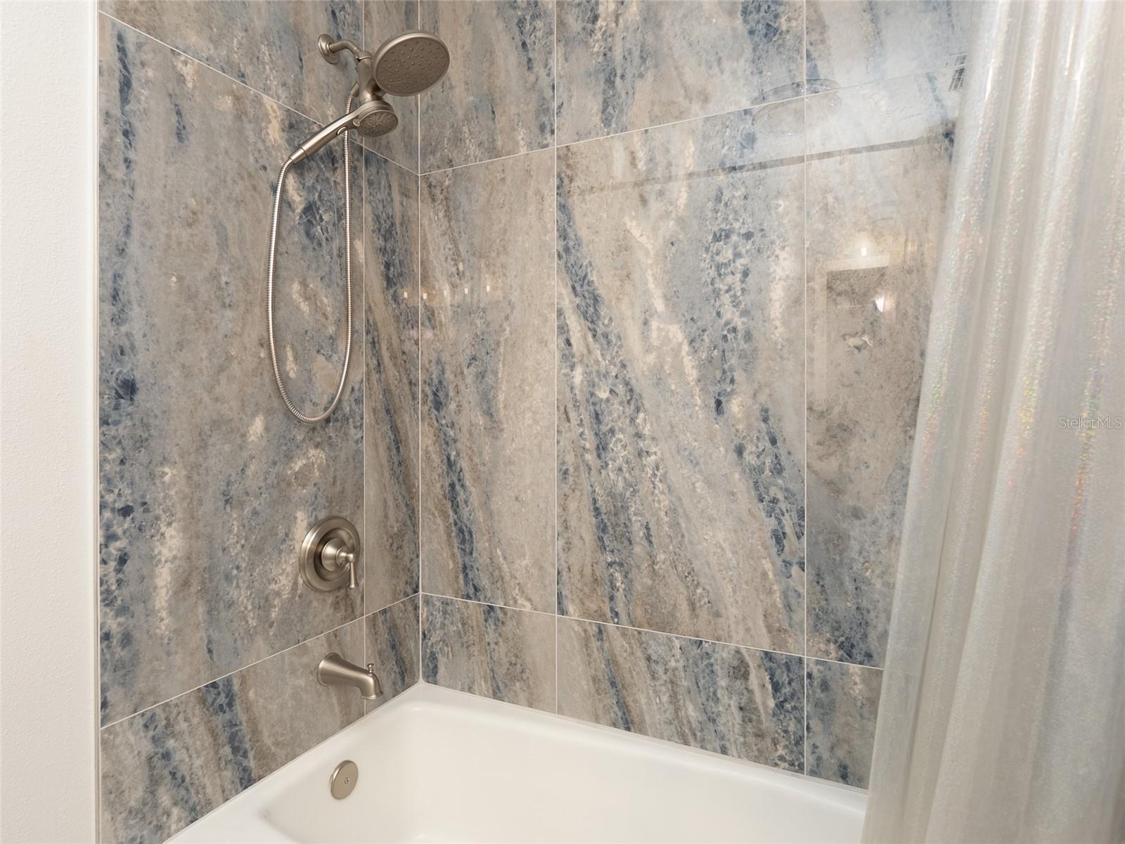 RIDGEWOOD ESTATES 14TH ADD - Residential