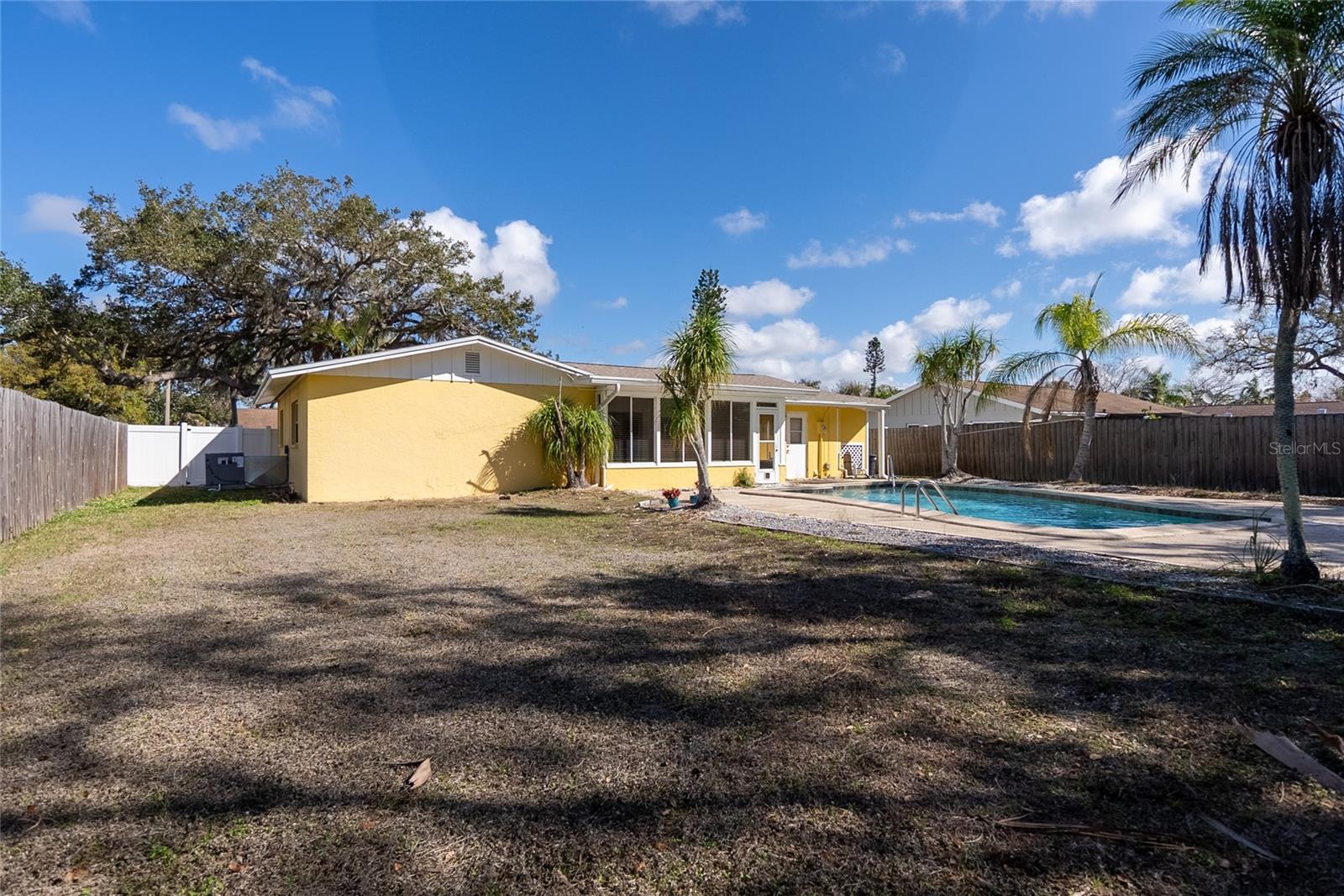 RIDGEWOOD ESTATES 14TH ADD - Residential