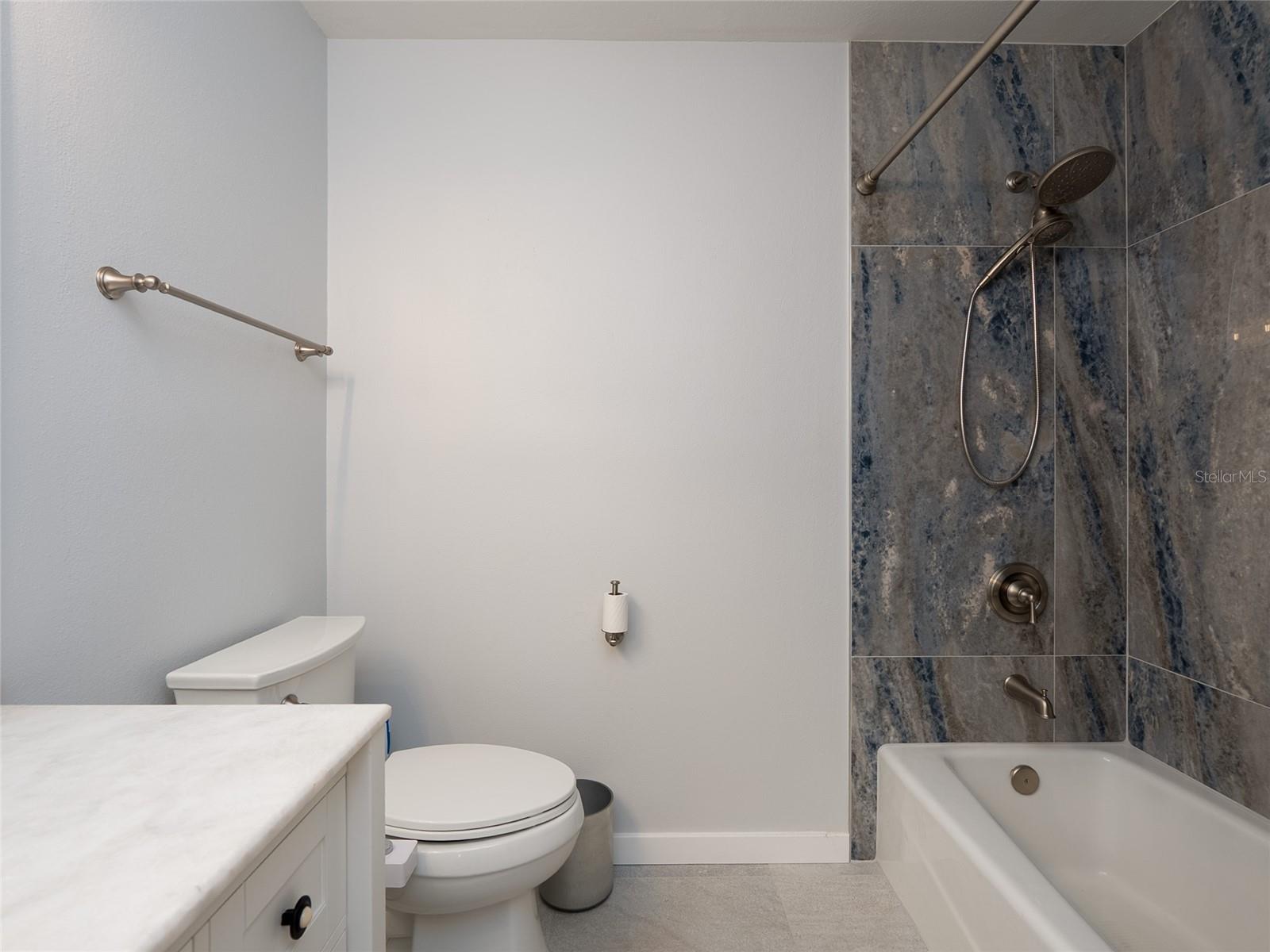 RIDGEWOOD ESTATES 14TH ADD - Residential