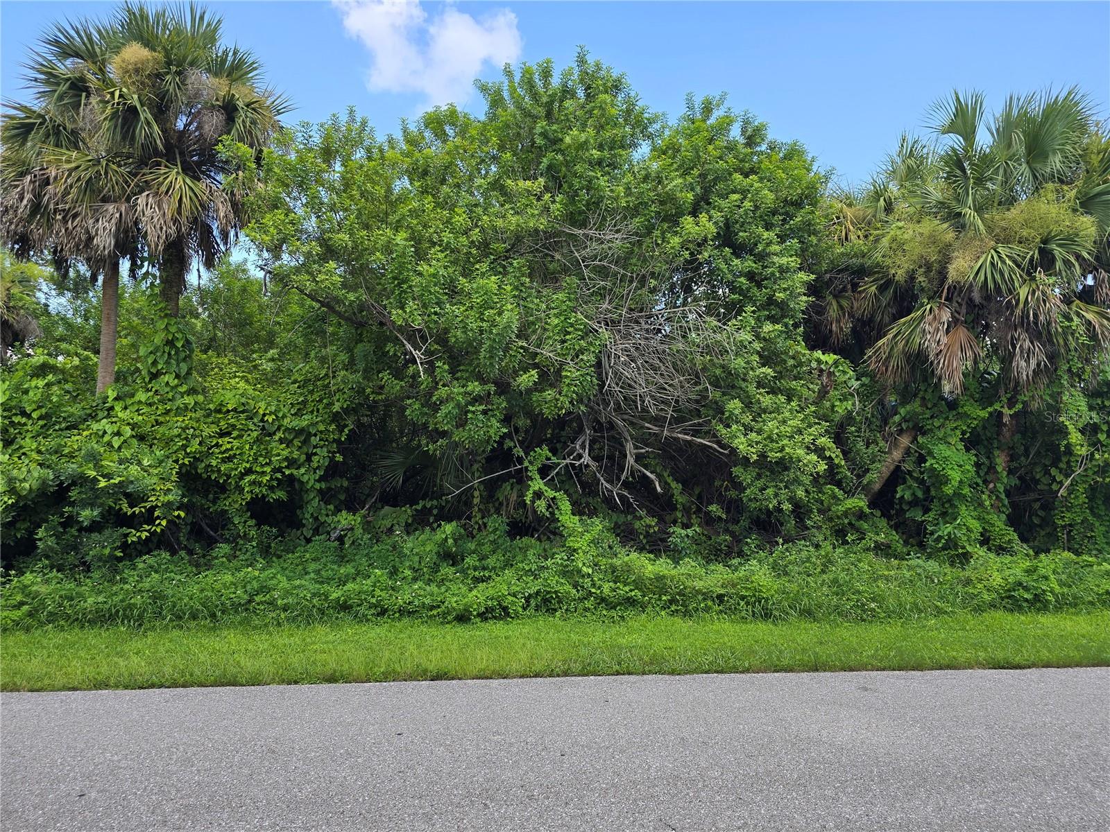 PORT CHARLOTTE SEC 037 - Land