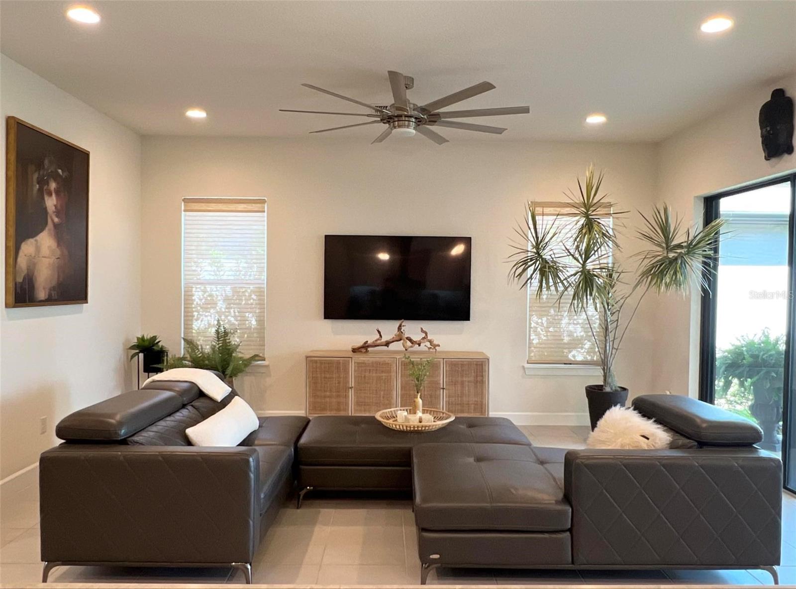 HIGHLAND RANCH ESPLANADE - Residential