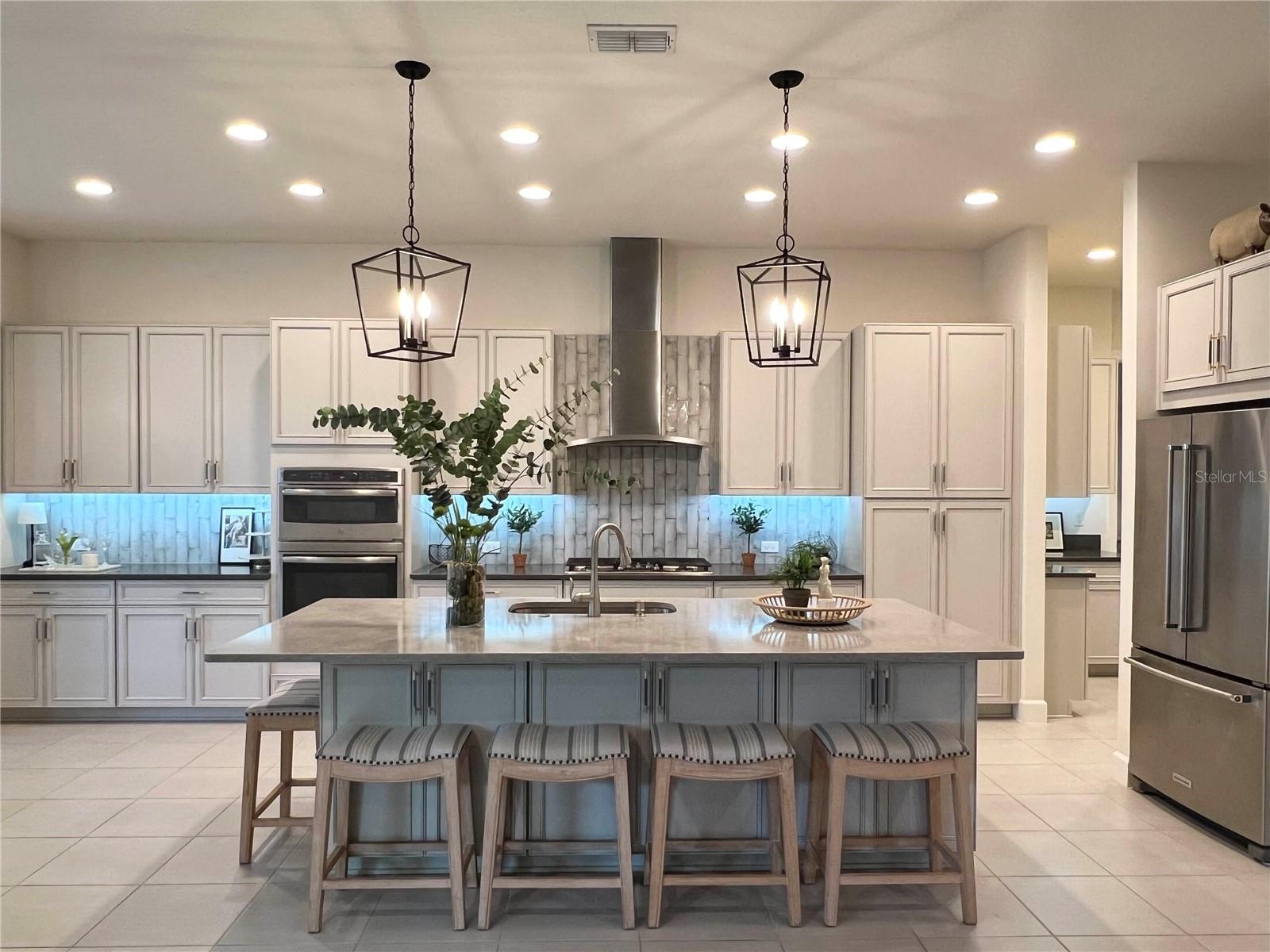 HIGHLAND RANCH ESPLANADE - Residential