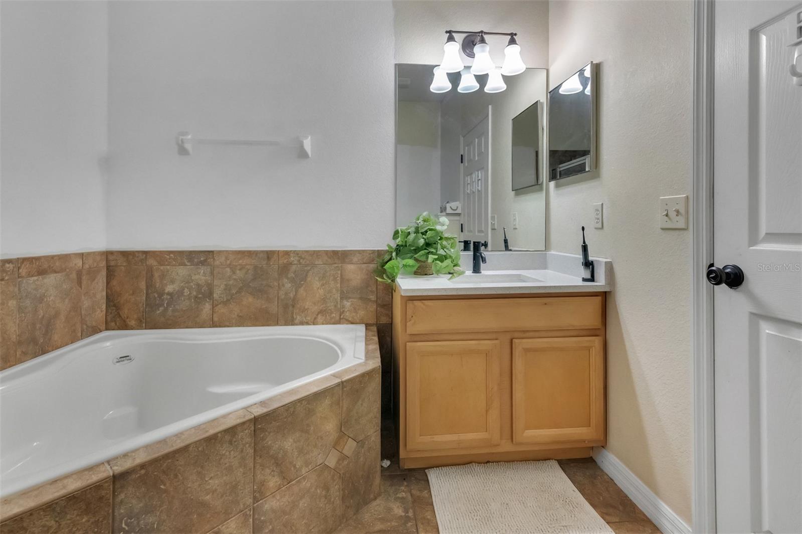 907 BRIDGEFORD CROSSING BOULEVARD