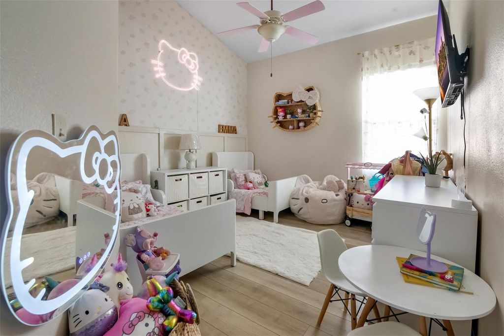 Photo of 907 Bridgeford Crossing Boulevard, Davenport, FL 33837 (MLS # O6359778)