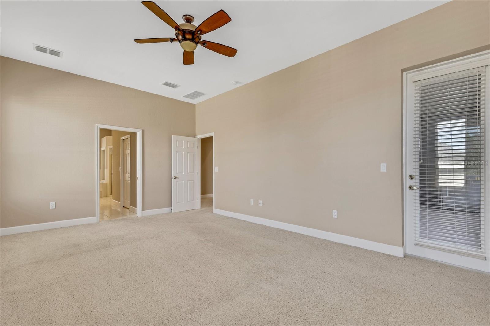 HARTFORD ESTATES - Residential Lease