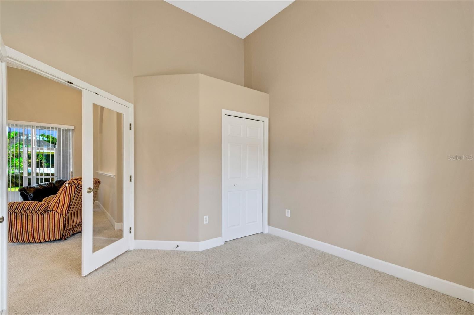 HARTFORD ESTATES - Residential Lease