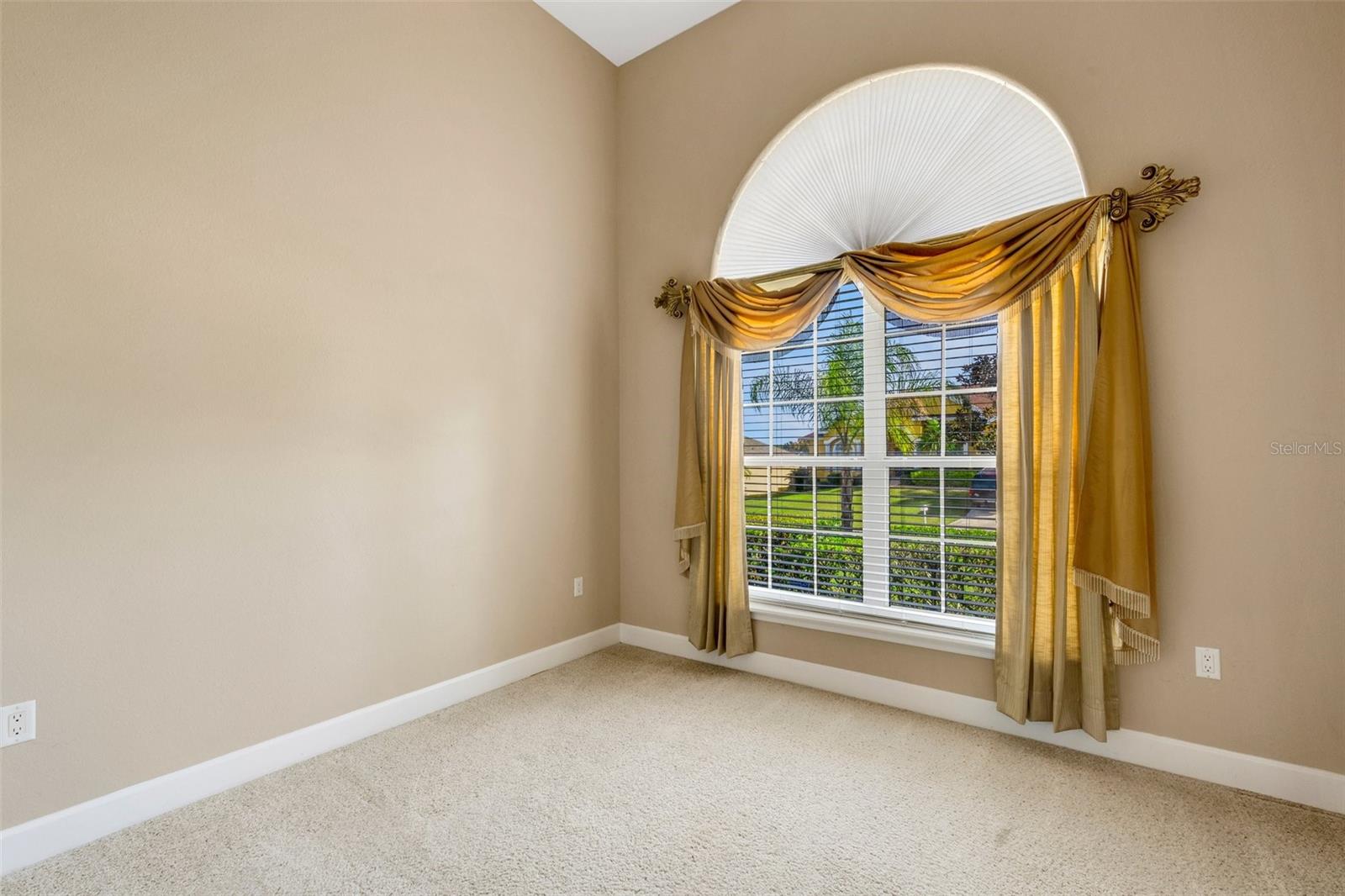 HARTFORD ESTATES - Residential Lease