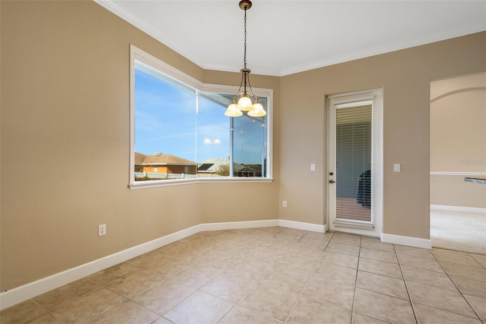 HARTFORD ESTATES - Residential Lease