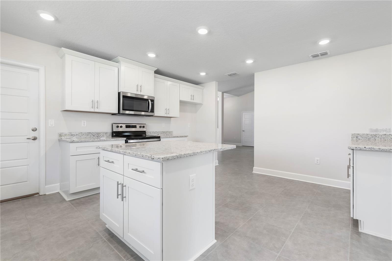 114 PIN OAK DRIVE