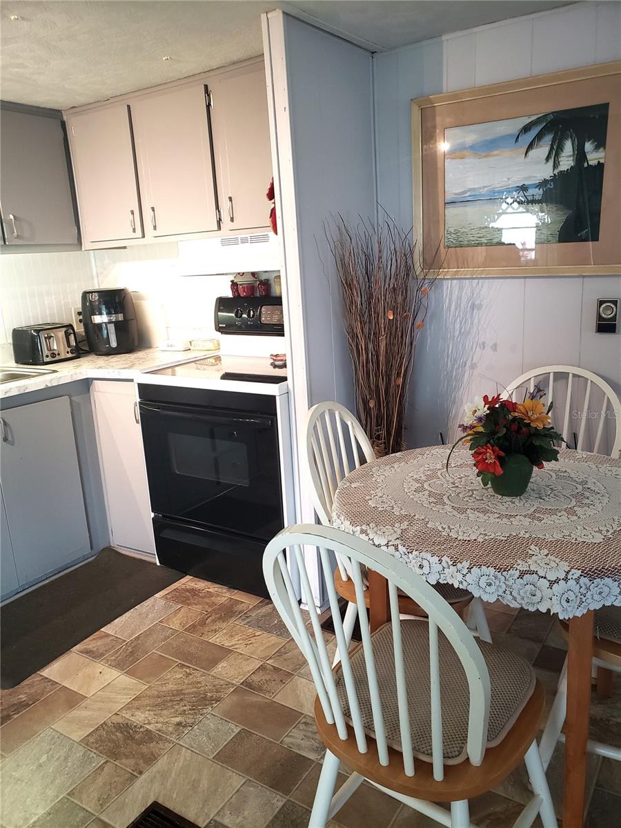 BRADENTON TROPICAL PALMS CO-OP - Residential