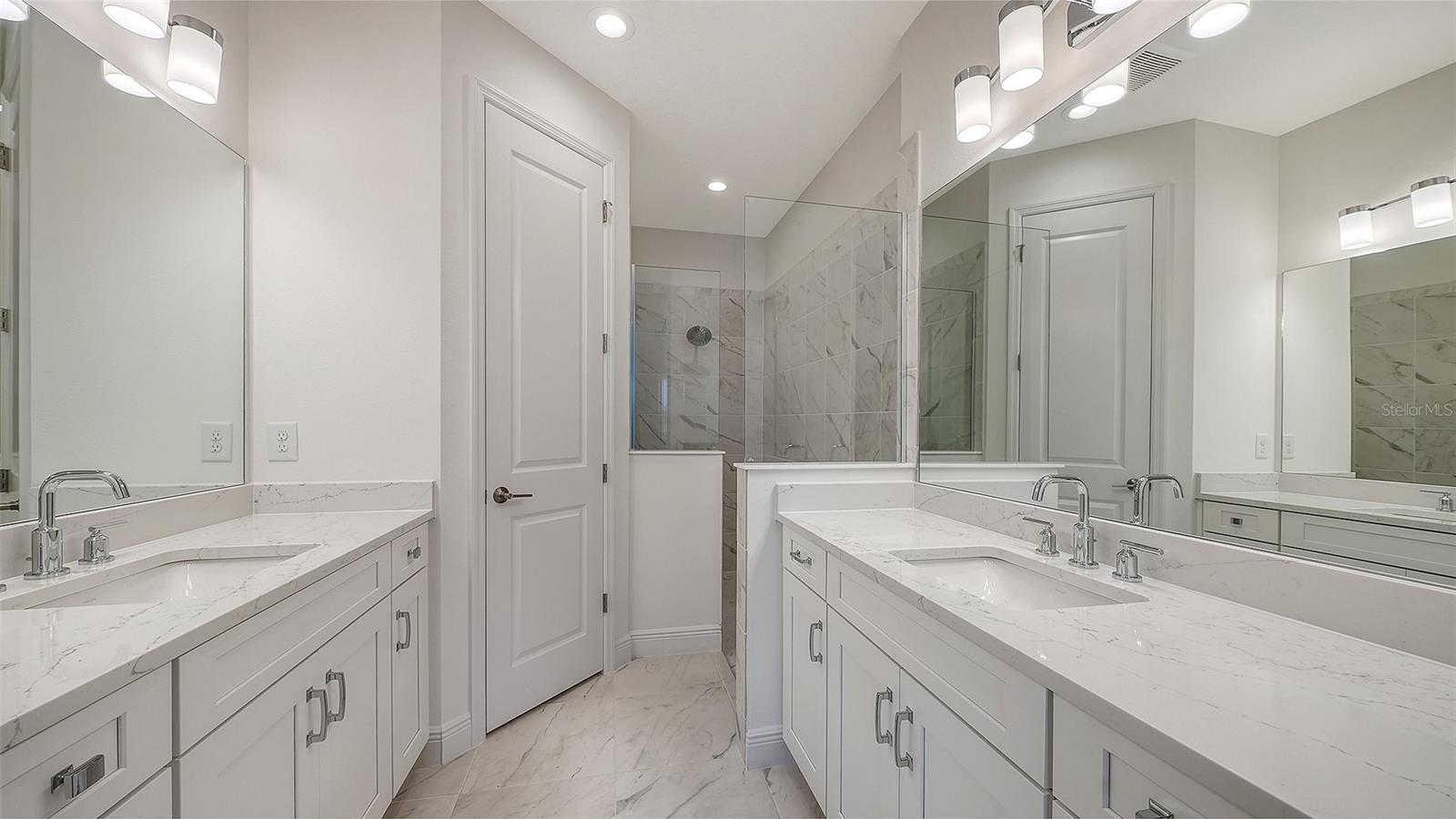 PALM GROVE AT LAKEWOOD RANCH - Residential