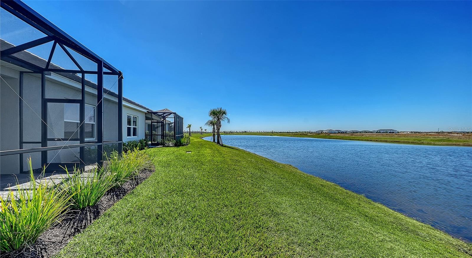 PALM GROVE AT LAKEWOOD RANCH - Residential