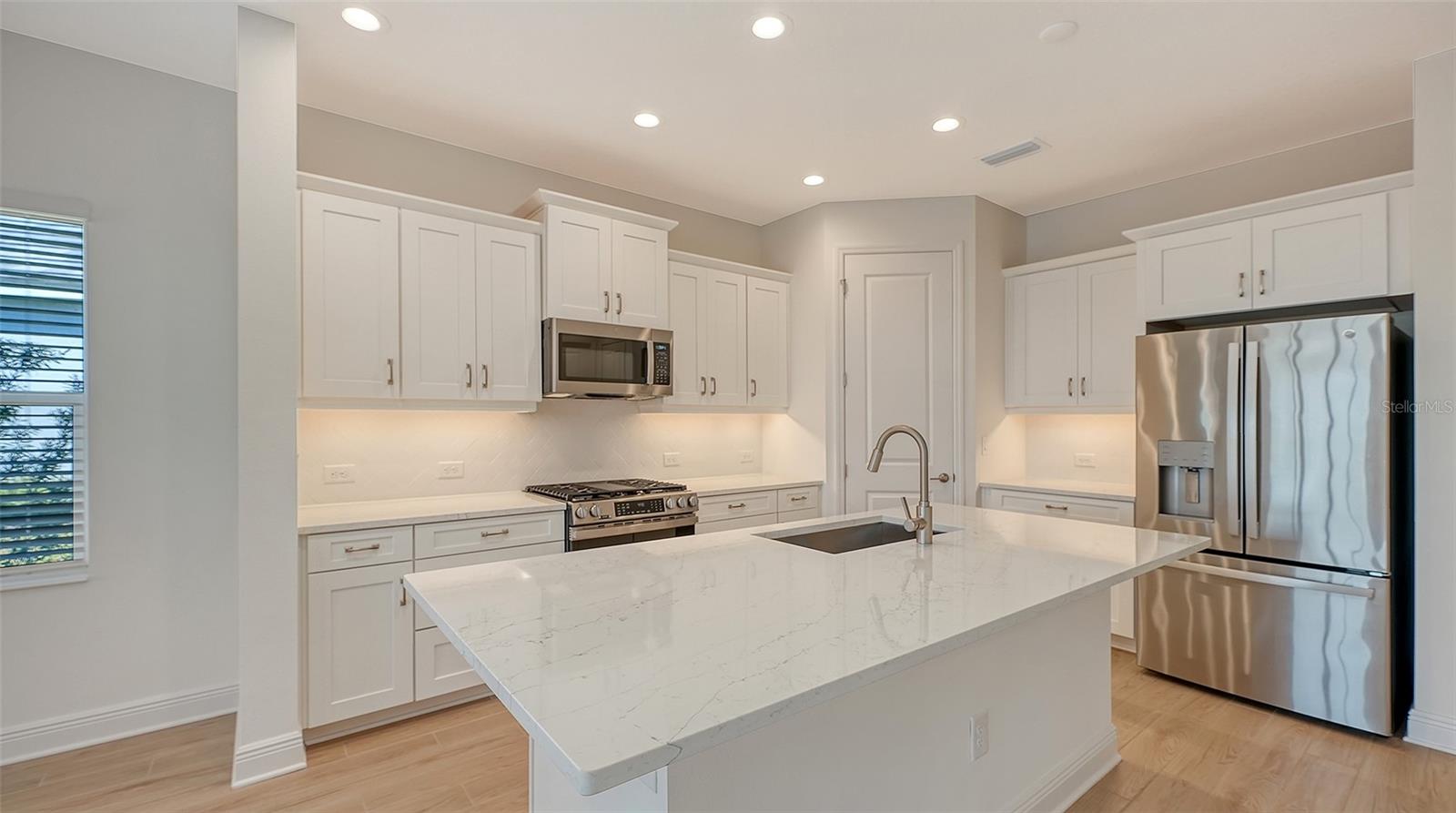 PALM GROVE AT LAKEWOOD RANCH - Residential