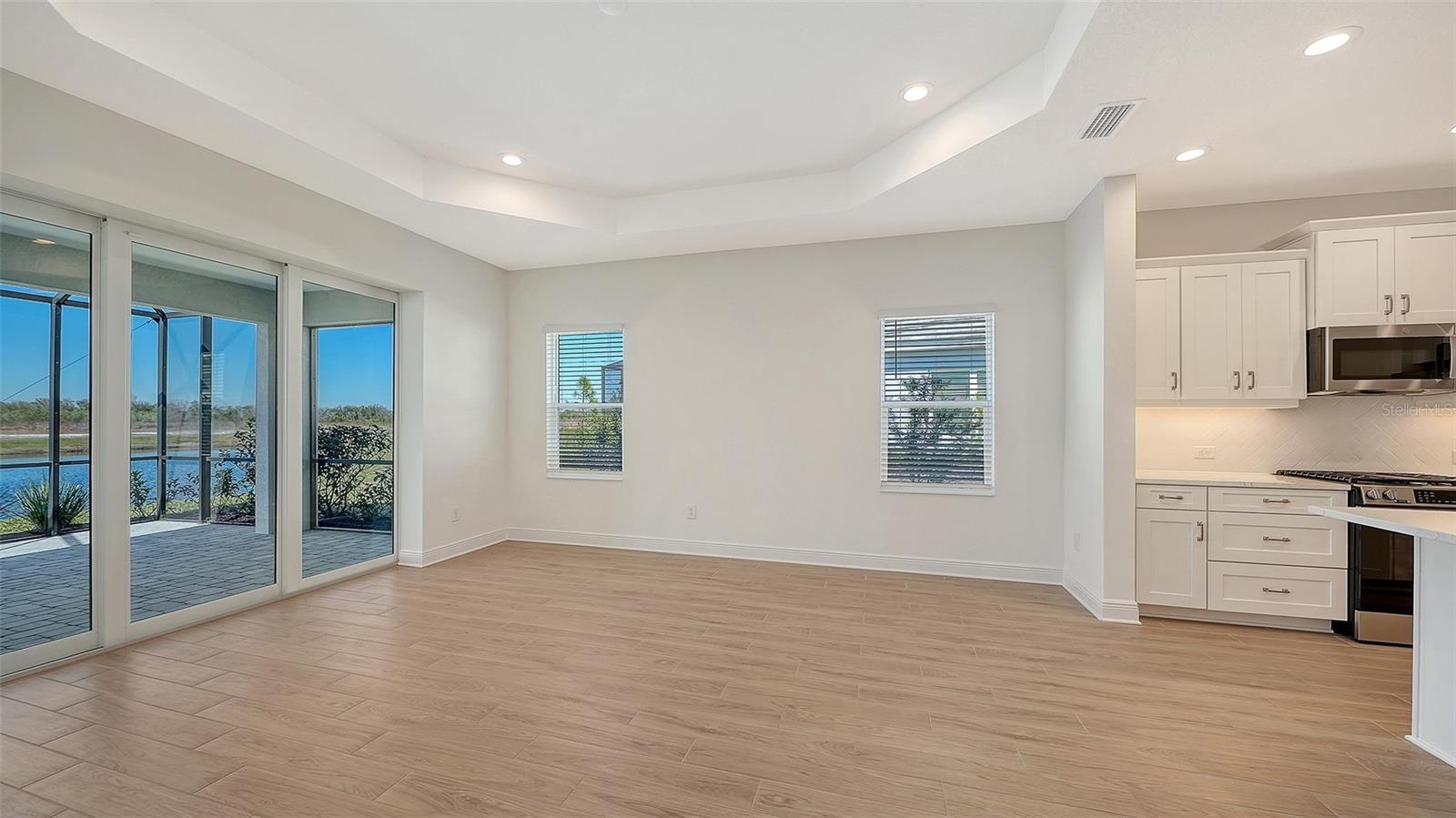 PALM GROVE AT LAKEWOOD RANCH - Residential