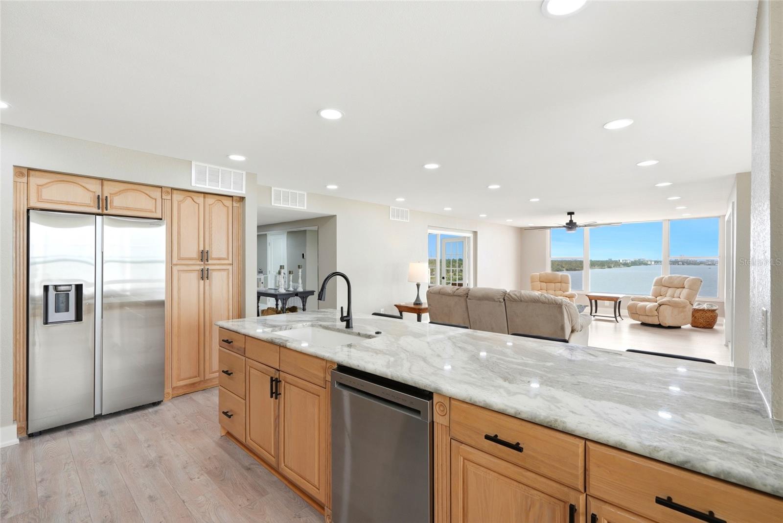 634 EDGEWATER DRIVE 844